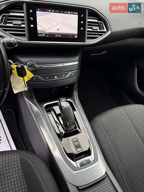 Универсал Peugeot 308 2019 в Хмельницком