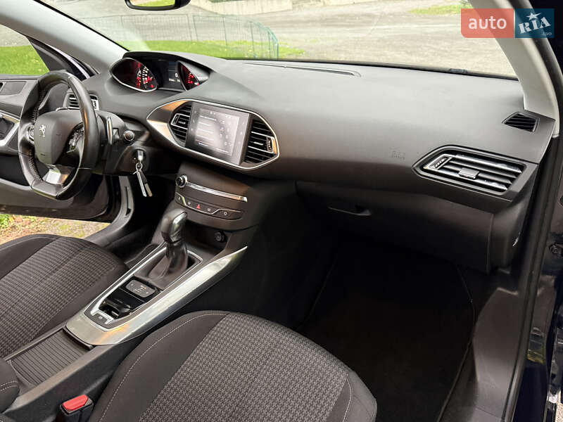 Универсал Peugeot 308 2019 в Хмельницком