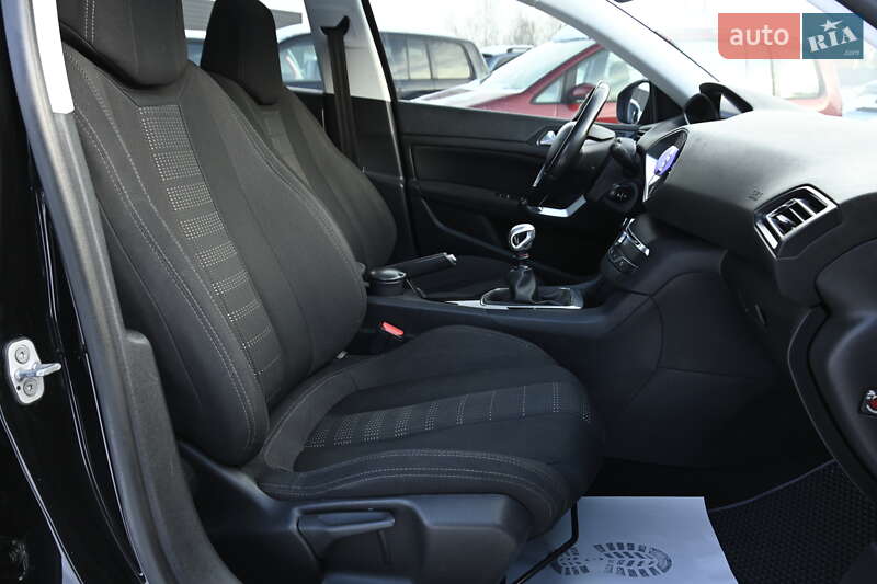 Универсал Peugeot 308 2015 в Бердичеве