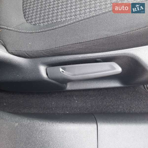 Универсал Peugeot 308 2017 в Полтаве