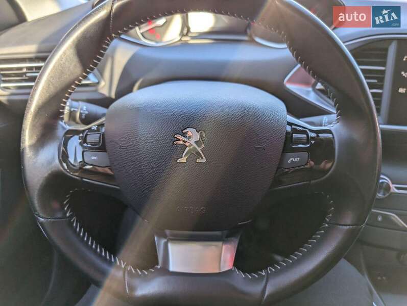 Універсал Peugeot 308 2018 в Львові