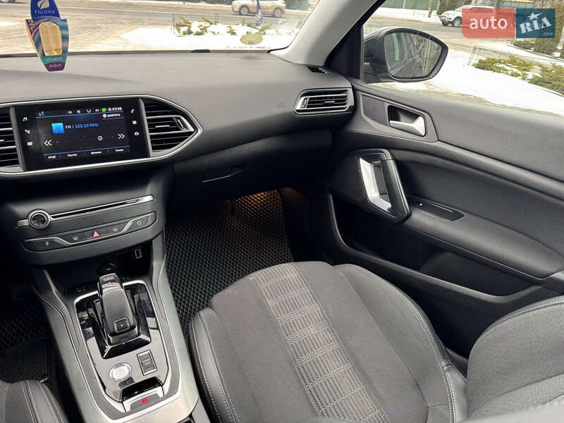 Універсал Peugeot 308 2020 в Хмельницькому