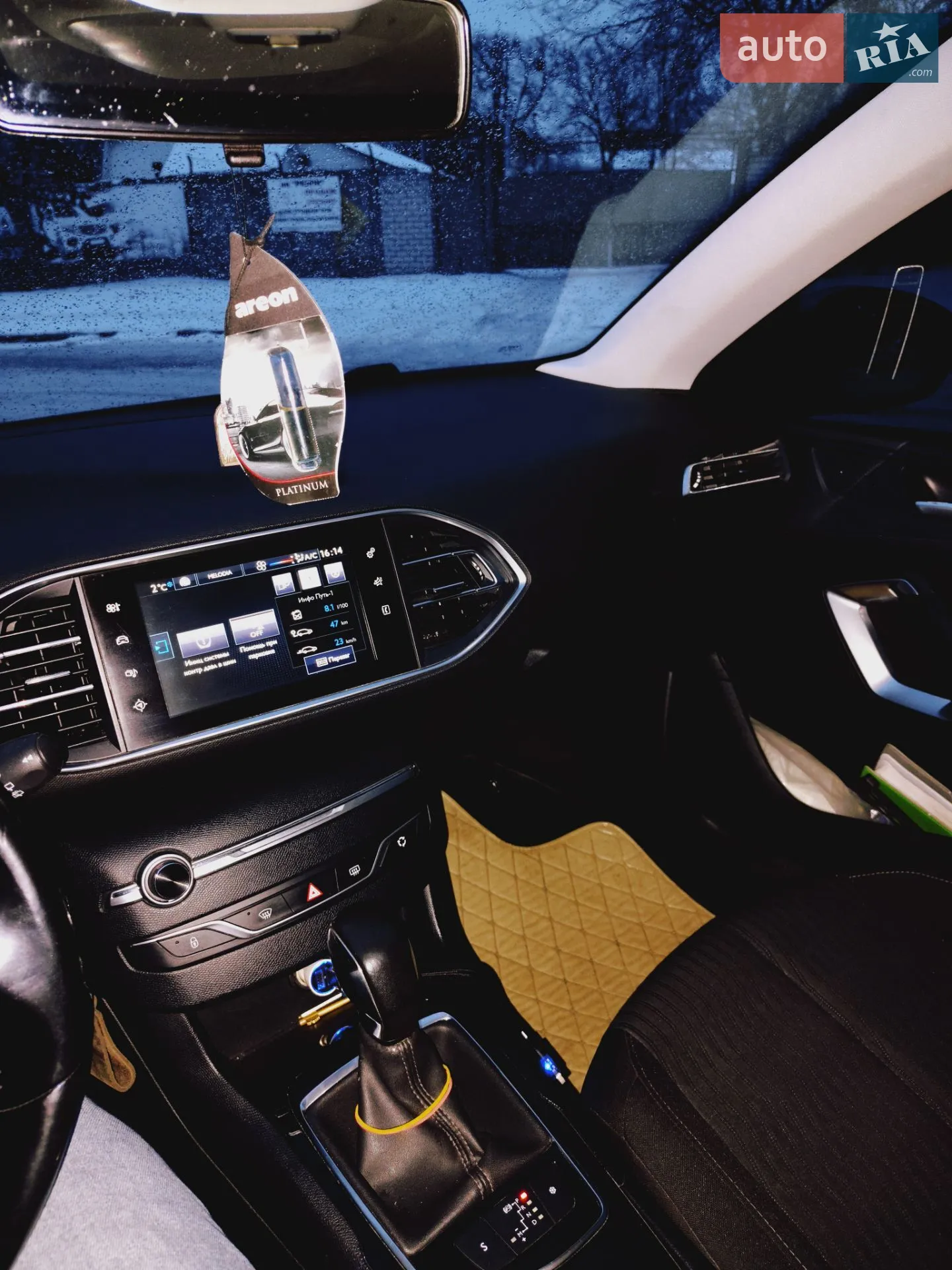 2015 Peugeot 308 - мініатюра 15