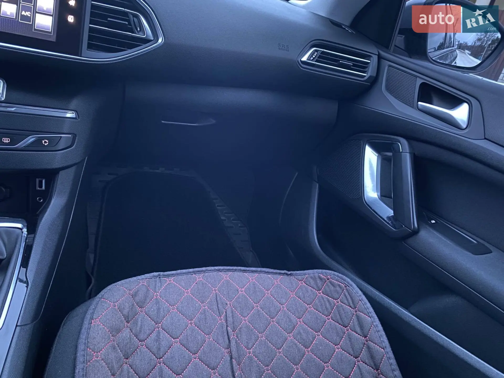2015 Peugeot 308 - мініатюра 16