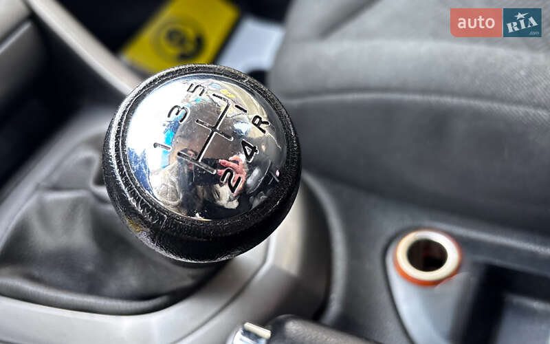 Хэтчбек Peugeot 308 2008 в Стрые фото 16 Хэтчбек Peugeot 308 2008 в Стрые