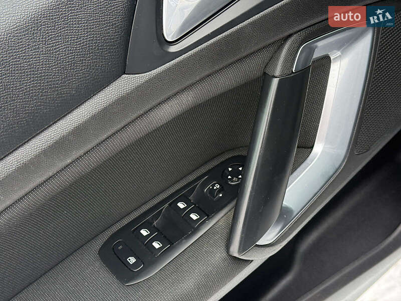 Универсал Peugeot 308 2018 в Львове