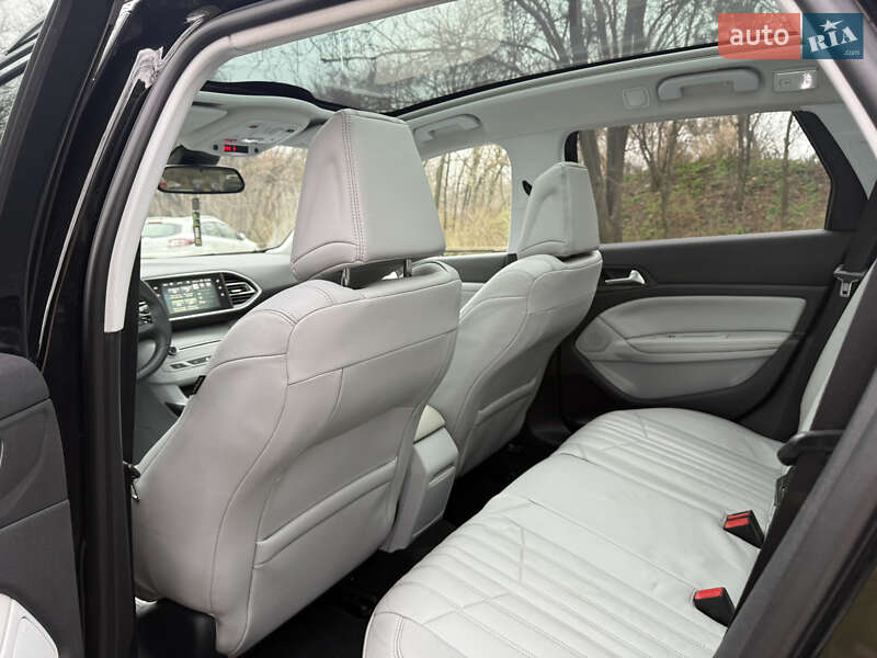 Универсал Peugeot 308 2014 в Черкассах