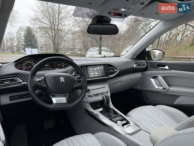 Универсал Peugeot 308 2014 в Черкассах