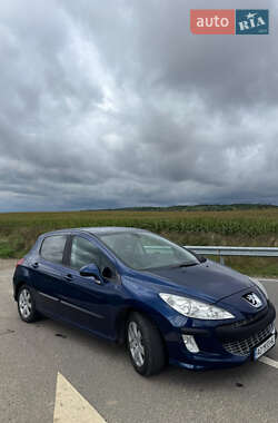 Хетчбек Peugeot 308 2008 в Городку