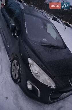 Універсал Peugeot 308 2011 в Вараші