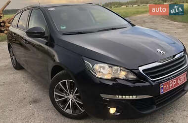 Універсал Peugeot 308 2015 в Чернівцях