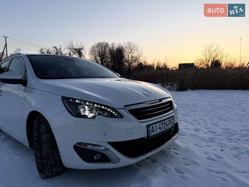 Универсал Peugeot 308 2016 в Киеве