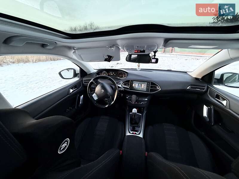 Универсал Peugeot 308 2016 в Киеве