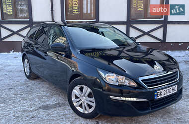 Универсал Peugeot 308 2015 в Ровно