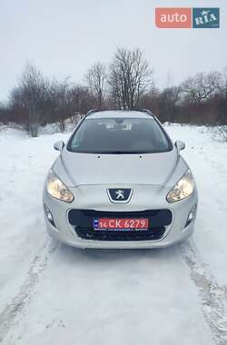 Универсал Peugeot 308 2012 в Калуше