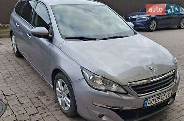 Универсал Peugeot 308 2017 в Ужгороде