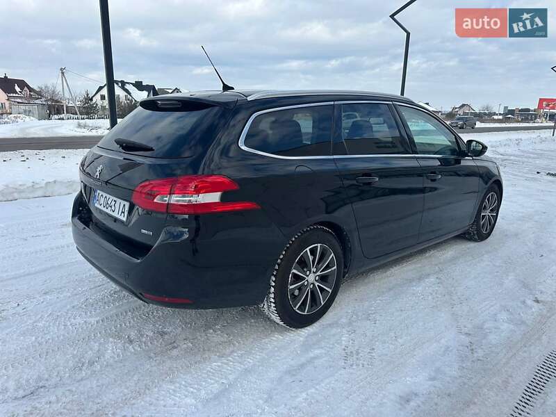 Универсал Peugeot 308 2015 в Луцке