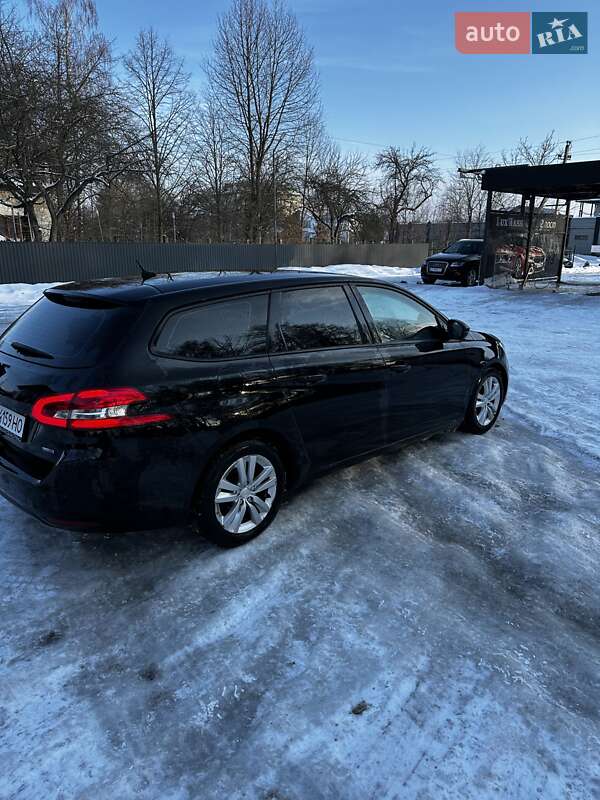 Универсал Peugeot 308 2015 в Ивано-Франковске фото 8 Универсал Peugeot 308 2015 в Ивано-Франковске