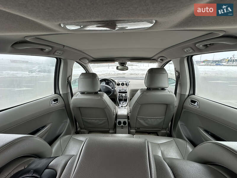 Хэтчбек Peugeot 308 2008 в Львове фото 7 Хэтчбек Peugeot 308 2008 в Львове