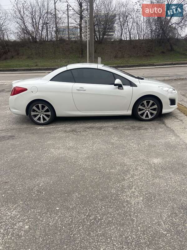 Кабриолет Peugeot 308 2014 в Днепре