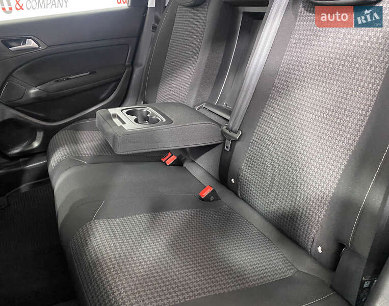 Универсал Peugeot 308 2020 в Львове