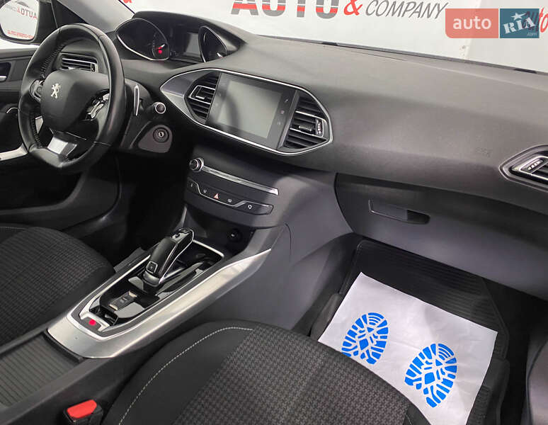 Универсал Peugeot 308 2020 в Львове