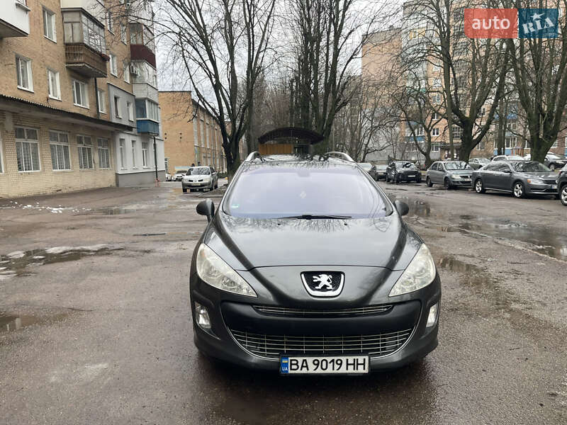 Универсал Peugeot 308 2011 в Кропивницком