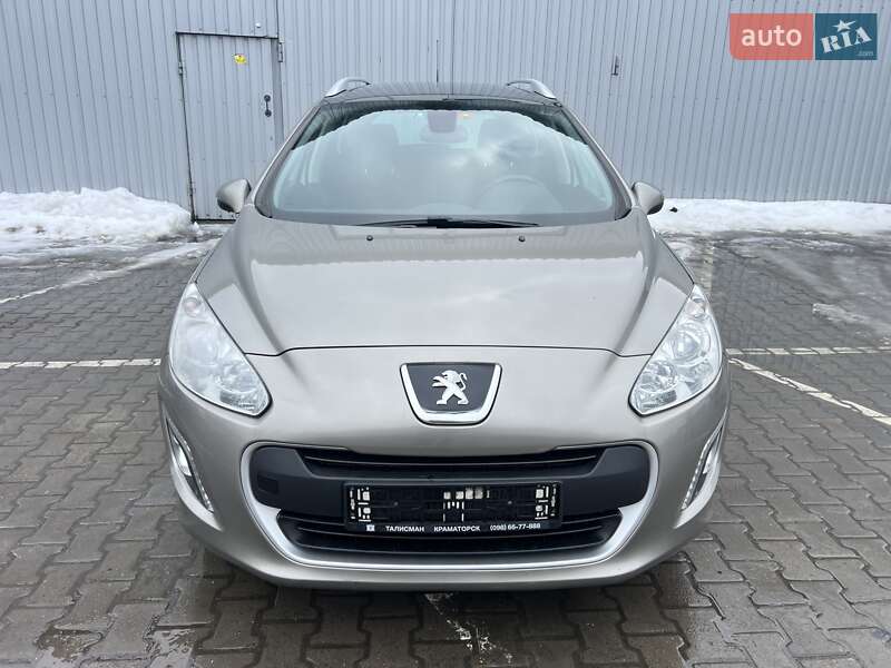 Универсал Peugeot 308 2013 в Хмельницком