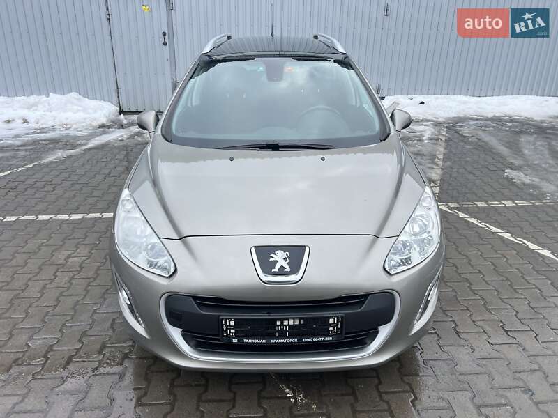 Универсал Peugeot 308 2013 в Хмельницком