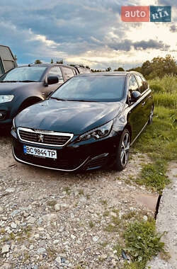 Универсал Peugeot 308 2017 в Стрые