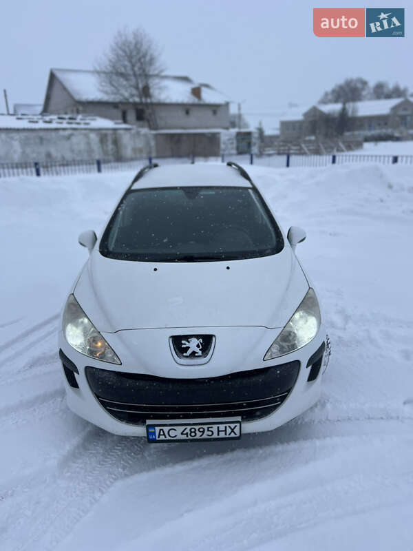 Универсал Peugeot 308 2009 в Нововолынске