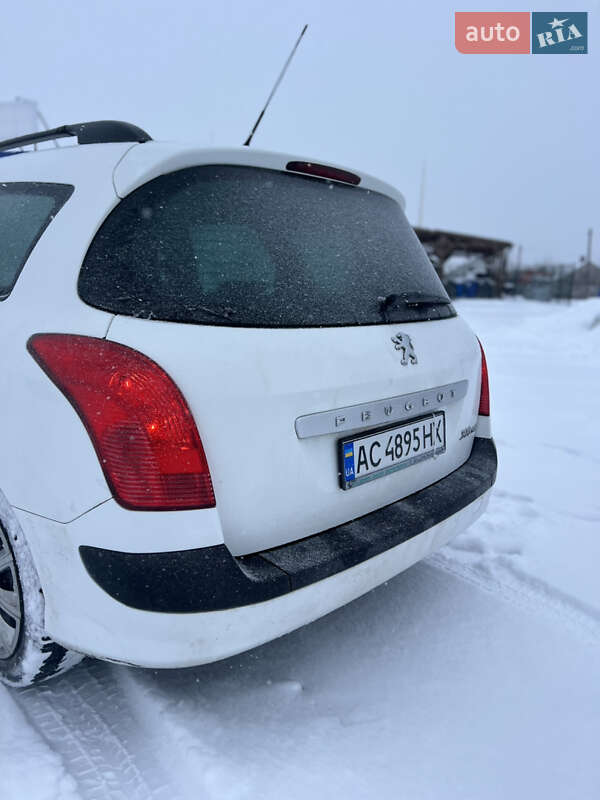 Универсал Peugeot 308 2009 в Нововолынске