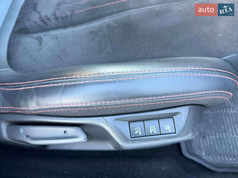 Универсал Peugeot 308 2015 в Тернополе