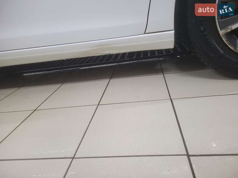 Универсал Peugeot 308 2014 в Киеве