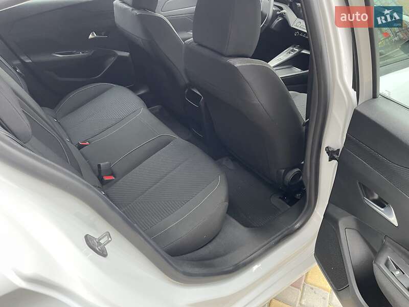 Хэтчбек Peugeot 308 2023 в Броварах