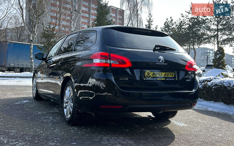 Универсал Peugeot 308 2016 в Львове