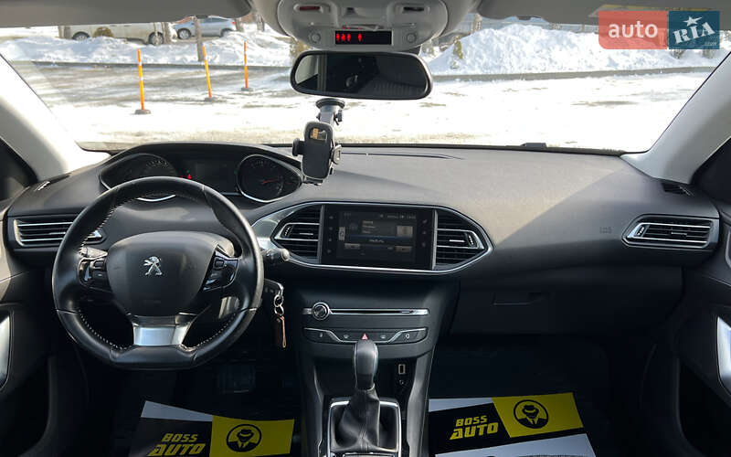 Универсал Peugeot 308 2016 в Львове