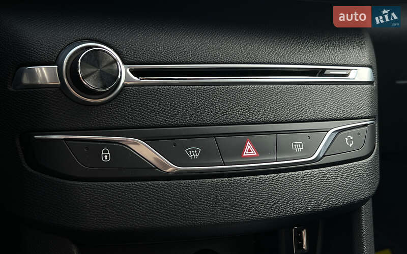 Универсал Peugeot 308 2016 в Львове