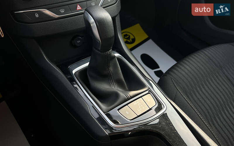 Универсал Peugeot 308 2016 в Львове