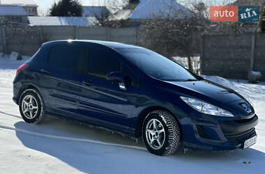 Хэтчбек Peugeot 308 2008 в Днепре