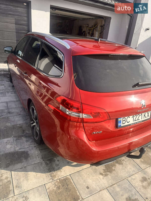 Универсал Peugeot 308 2015 в Львове