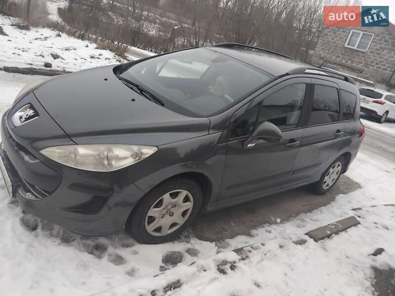 Универсал Peugeot 308 2008 в Старом Самборе
