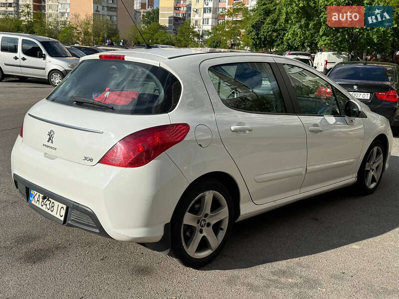 Хэтчбек Peugeot 308 2012 в Киеве фото 3 Хэтчбек Peugeot 308 2012 в Киеве