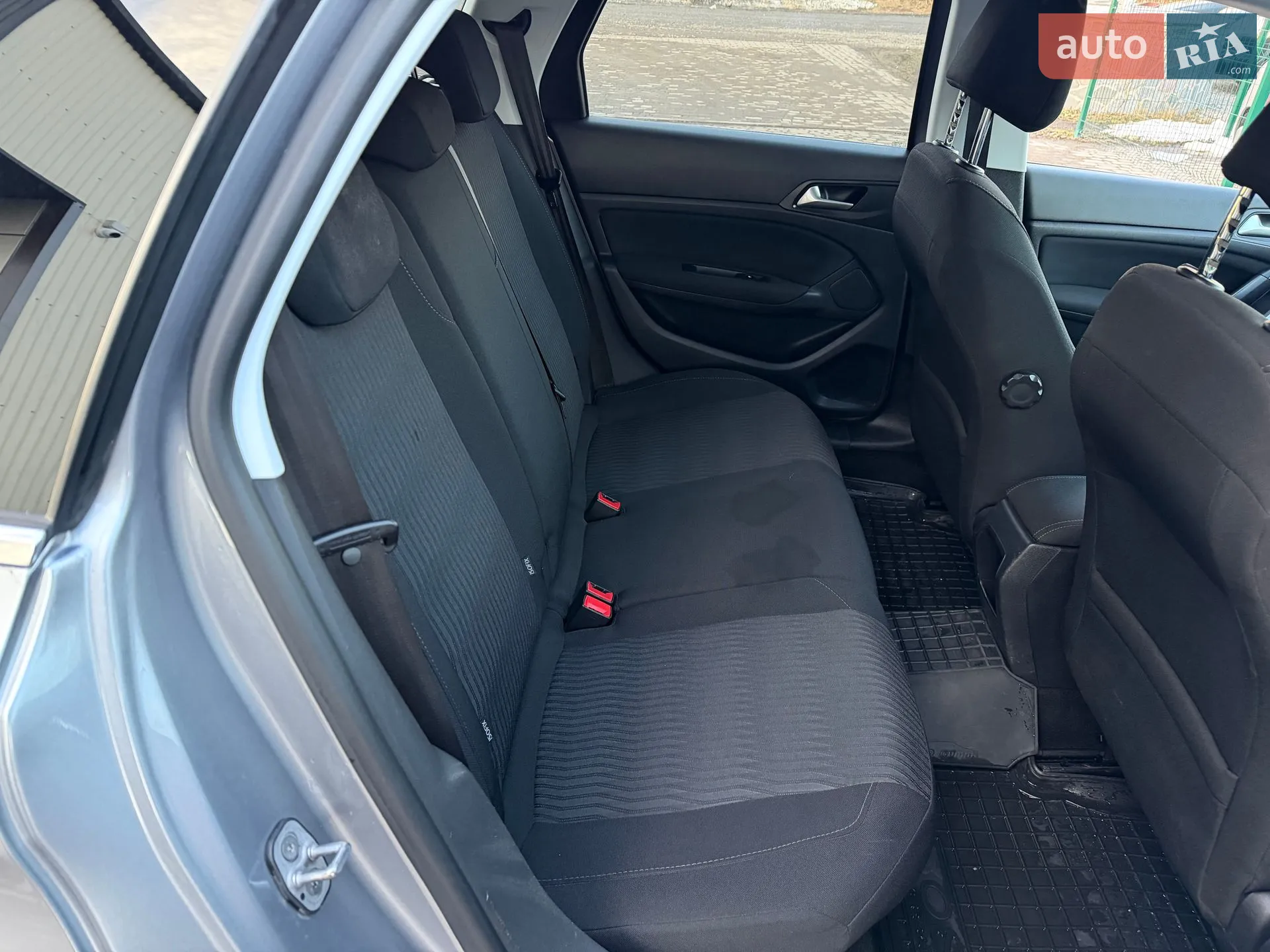 2015 Peugeot 308 - мініатюра 30