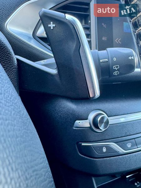 Универсал Peugeot 308 2020 в Самборе