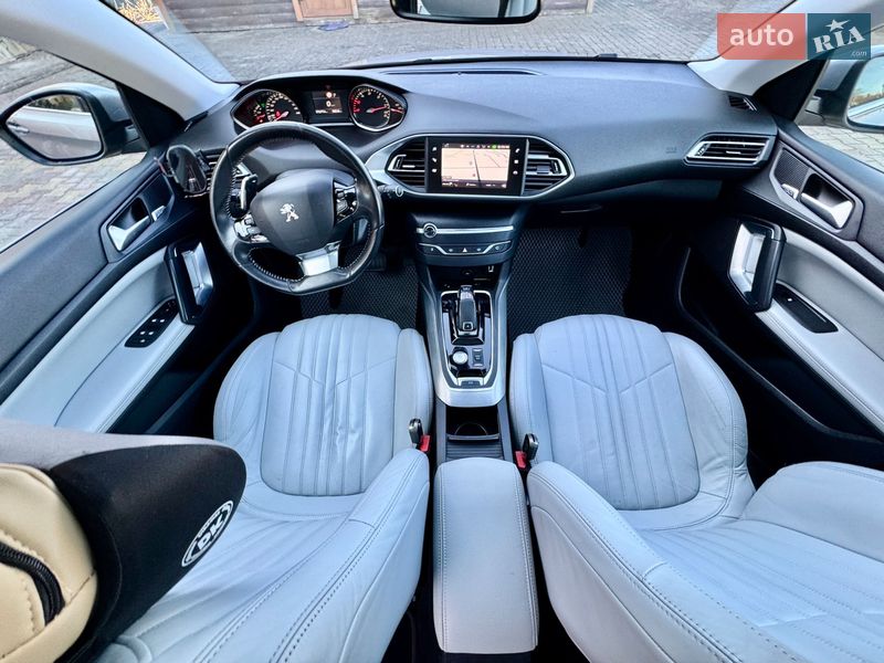 Универсал Peugeot 308 2020 в Самборе