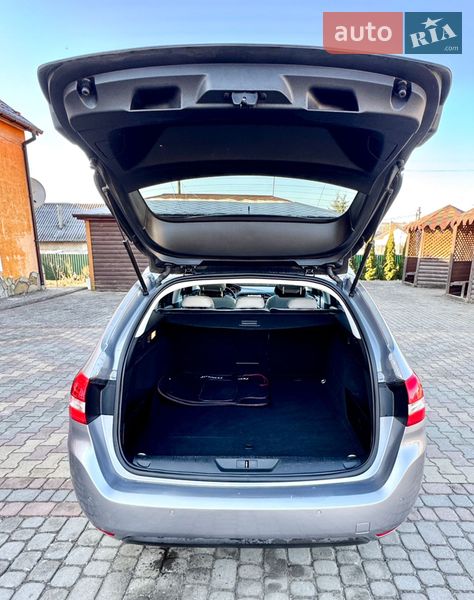 Универсал Peugeot 308 2020 в Самборе