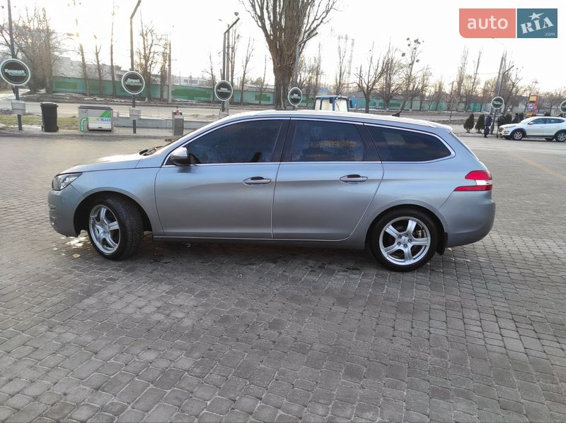Универсал Peugeot 308 2015 в Харькове