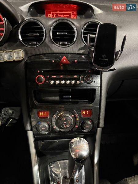 Универсал Peugeot 308 2013 в Киеве