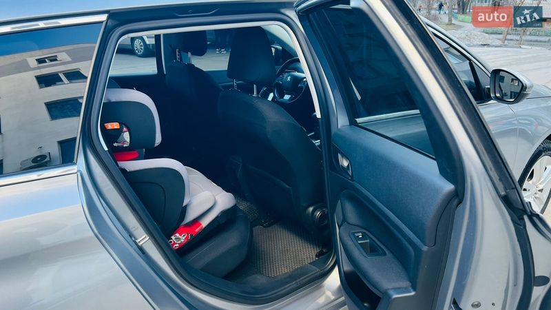 Універсал Peugeot 308 2015 в Харкові